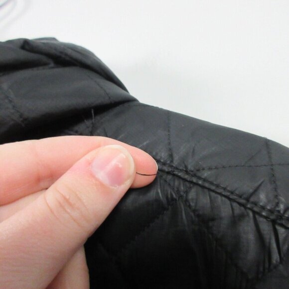 Rhone Tundra Quilted Hooded Jacket Men's M Black Polyester Puffer Jacket 462 - Picture 9 of 16